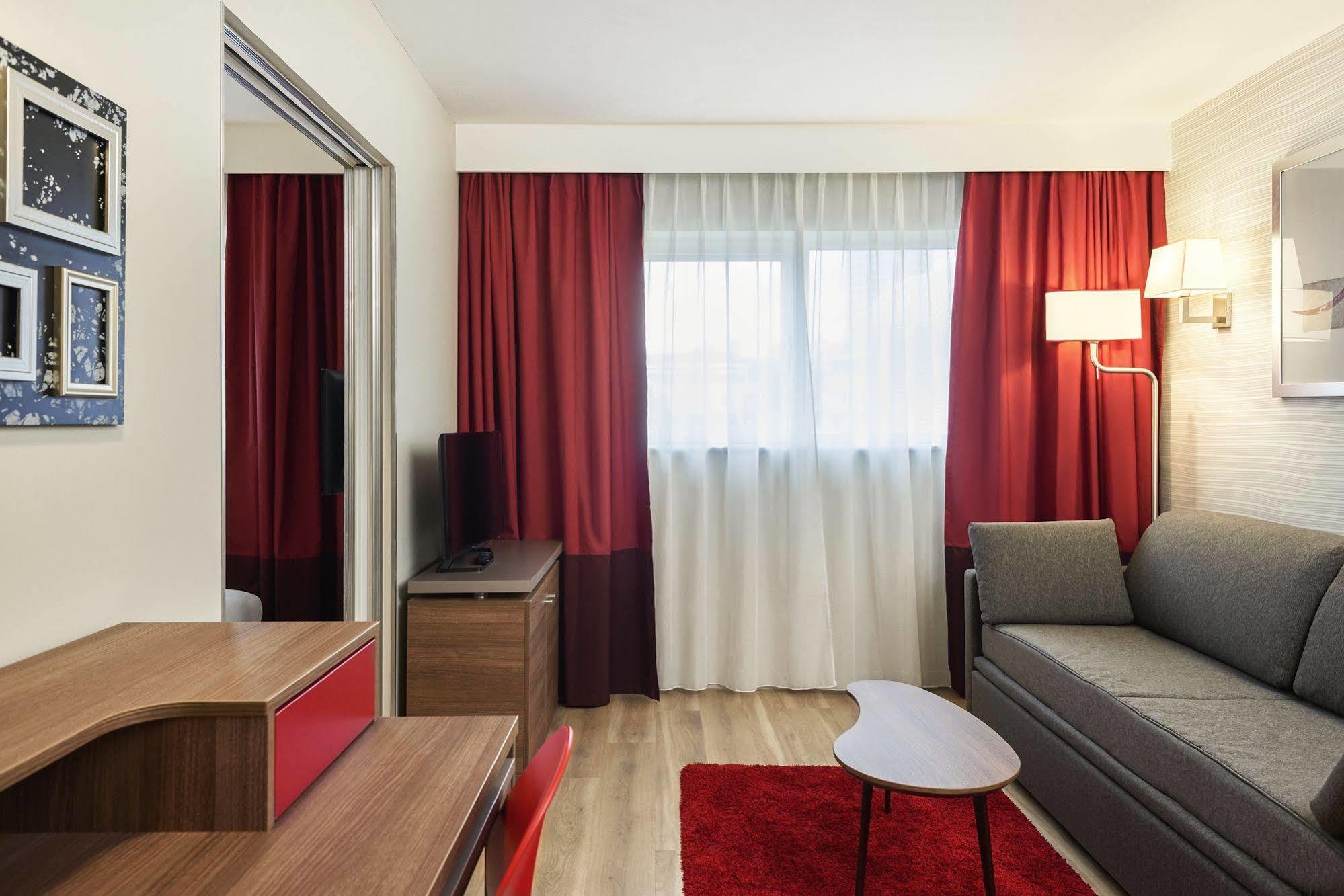 Aparthotel Adagio Birmingham City Centre Esterno foto